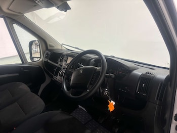 Used Peugeot Boxer 2022 for sale - 76971037: Photo
