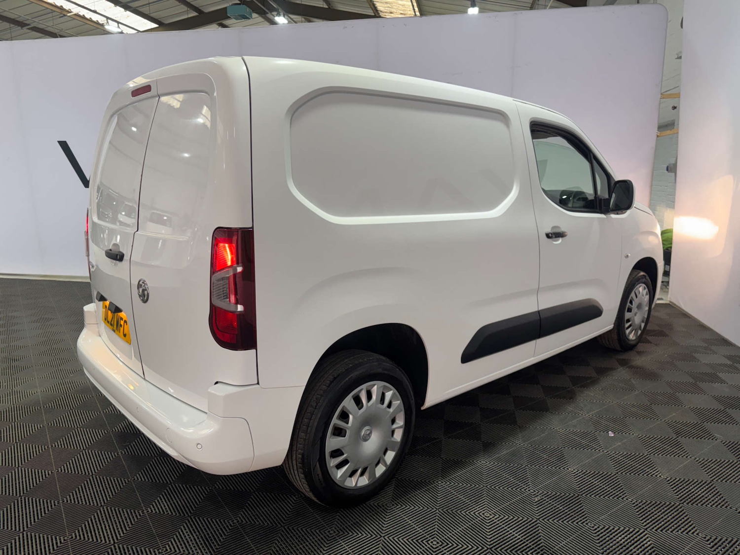 Used Vauxhall Combo 2021 for sale - 78105709: Photo 10
