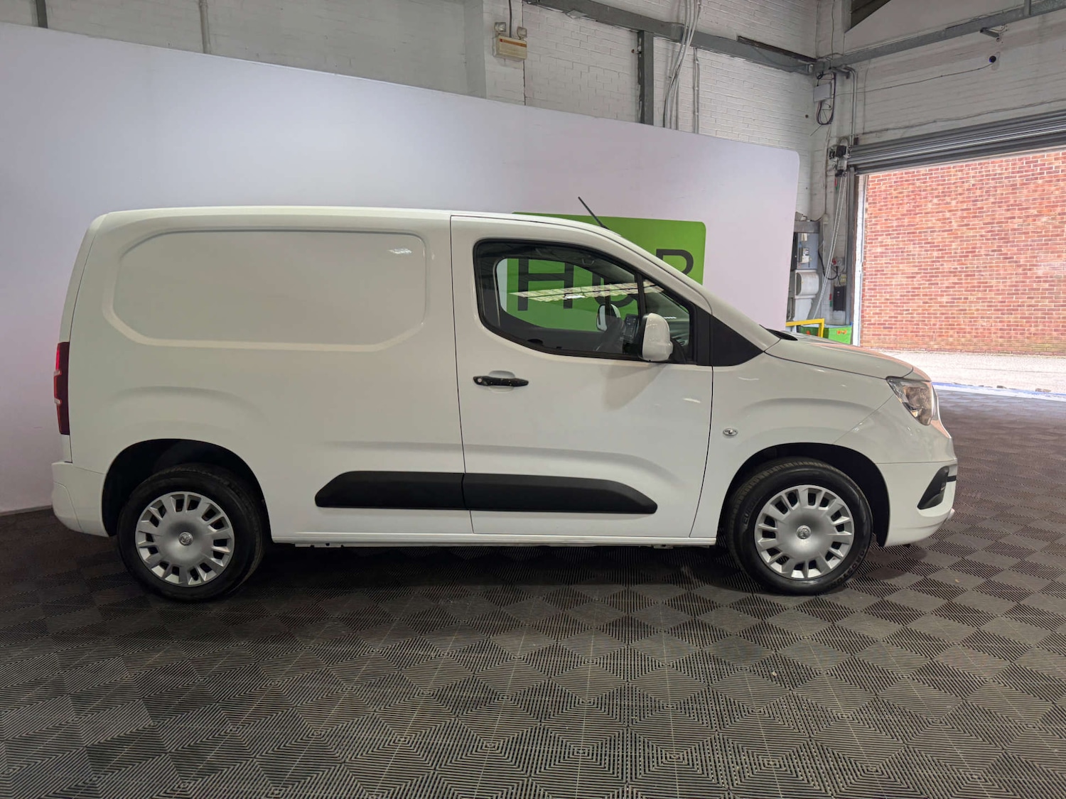 Used Vauxhall Combo 2021 for sale - 78105709: Photo 9