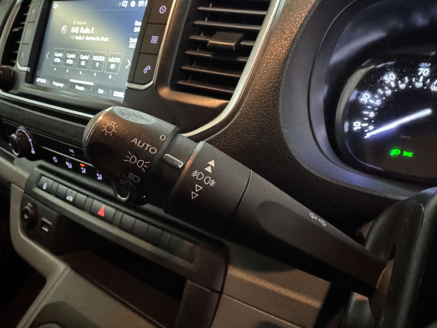 Used Vauxhall Vivaro 2021 for sale - 78123015: Photo 14