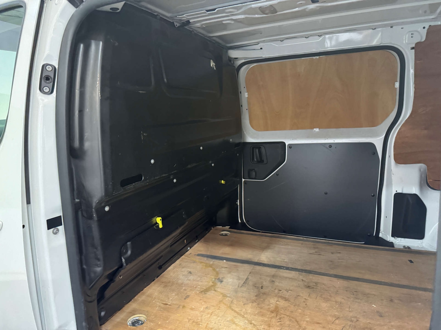 Used Vauxhall Vivaro 2021 for sale - 78123015: Photo 32