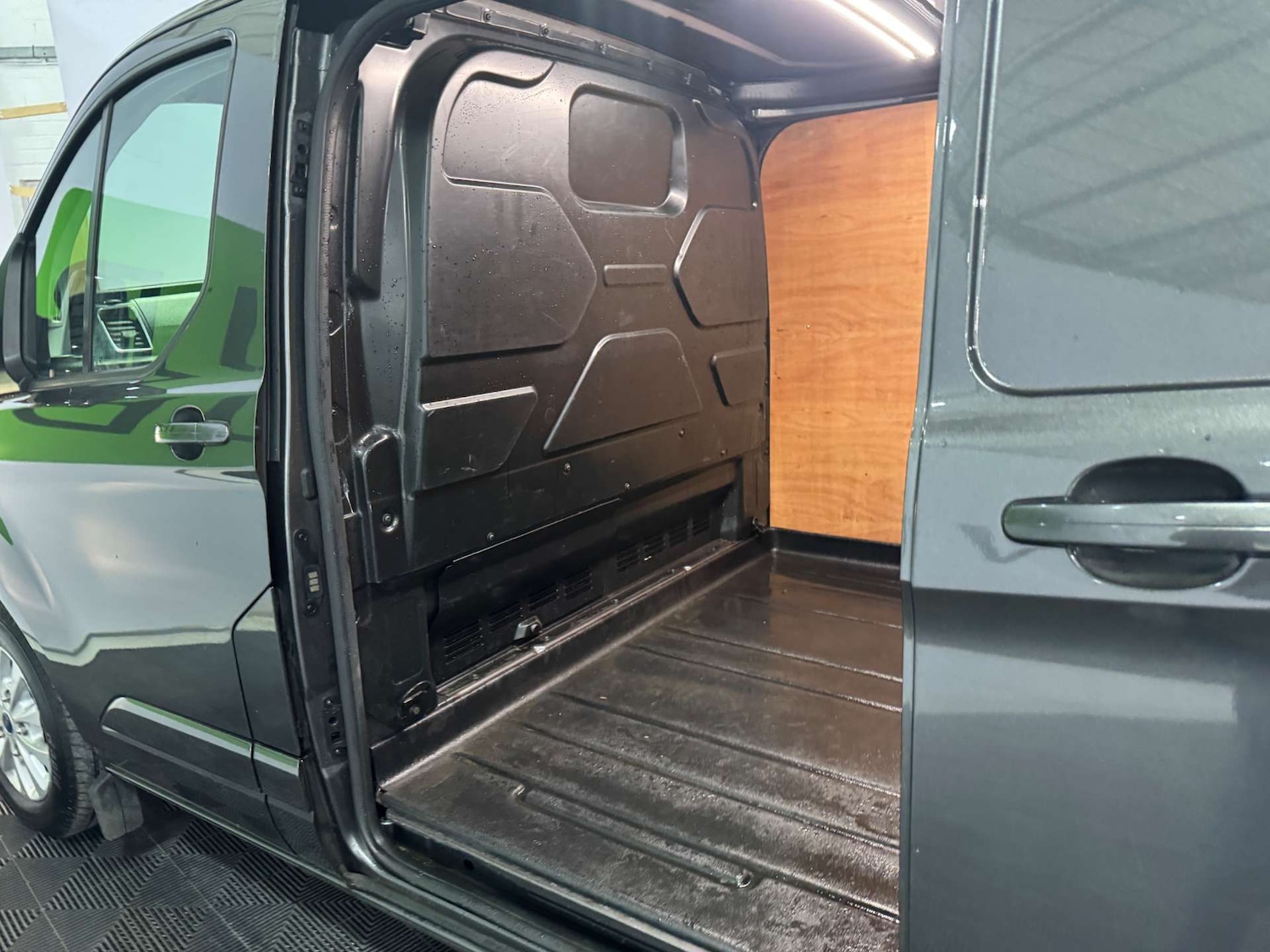 Used Ford Transit Custom 2023 for sale - 76910574: Photo 35