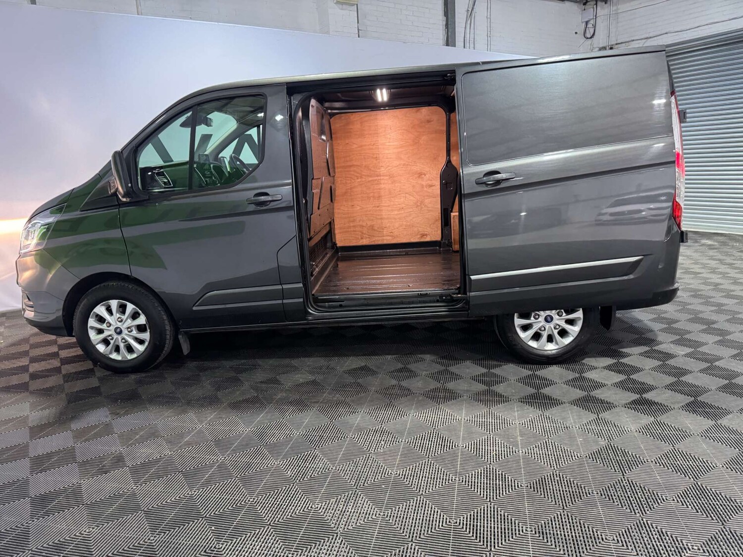 Used Ford Transit Custom 2023 for sale - 76910574: Photo 7