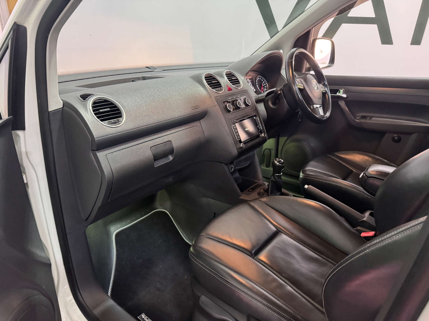 Used Volkswagen Caddy 2013 for sale - 77236260: Photo 21