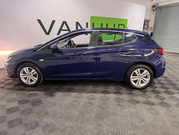 Used Vauxhall Astra 2017 for sale - 77061748: Photo