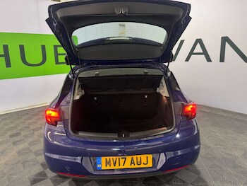 Used Vauxhall Astra 2017 for sale - 77061748: Photo