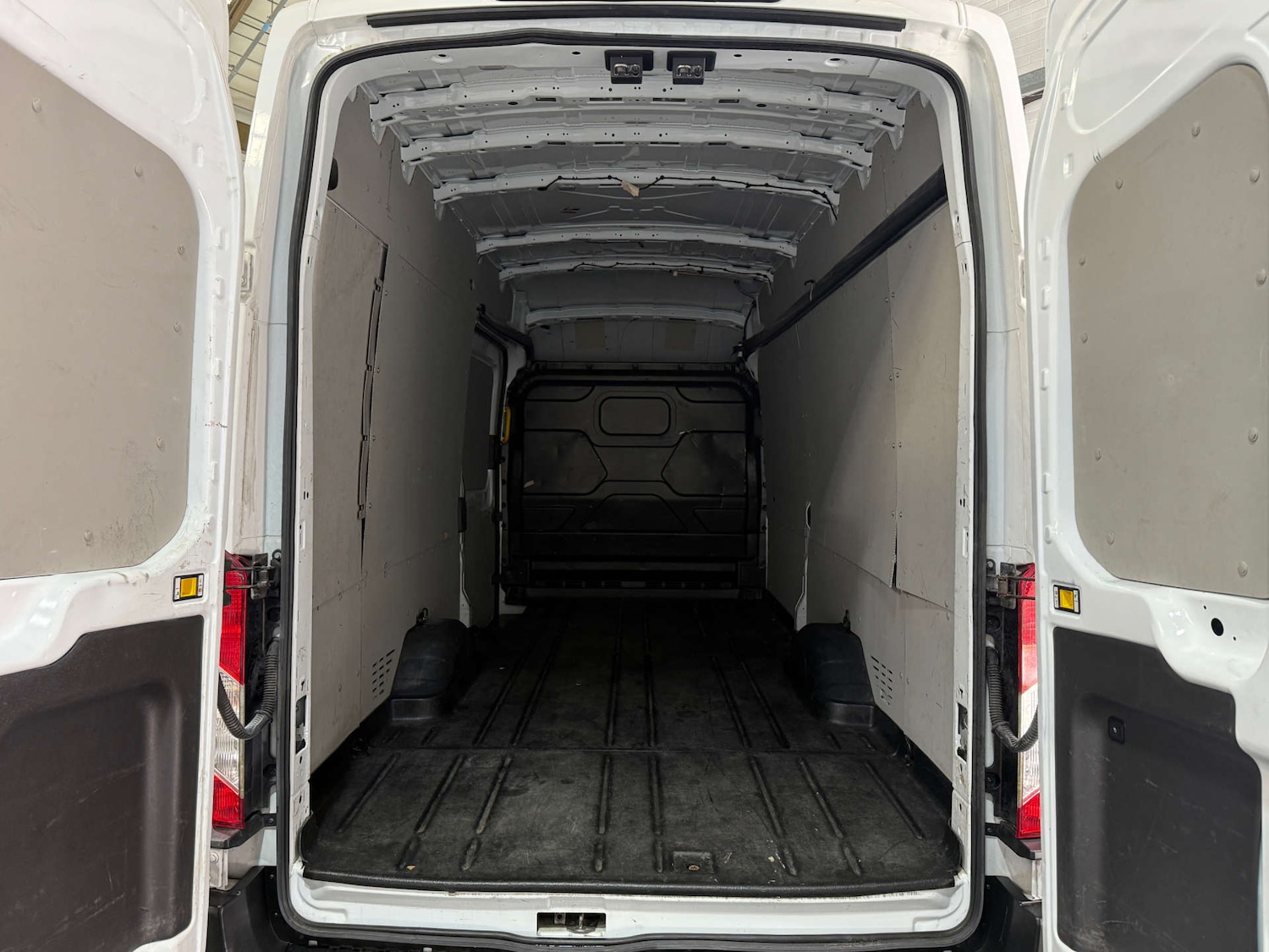 Used Ford Transit 2022 for sale - 77717800: Photo 35