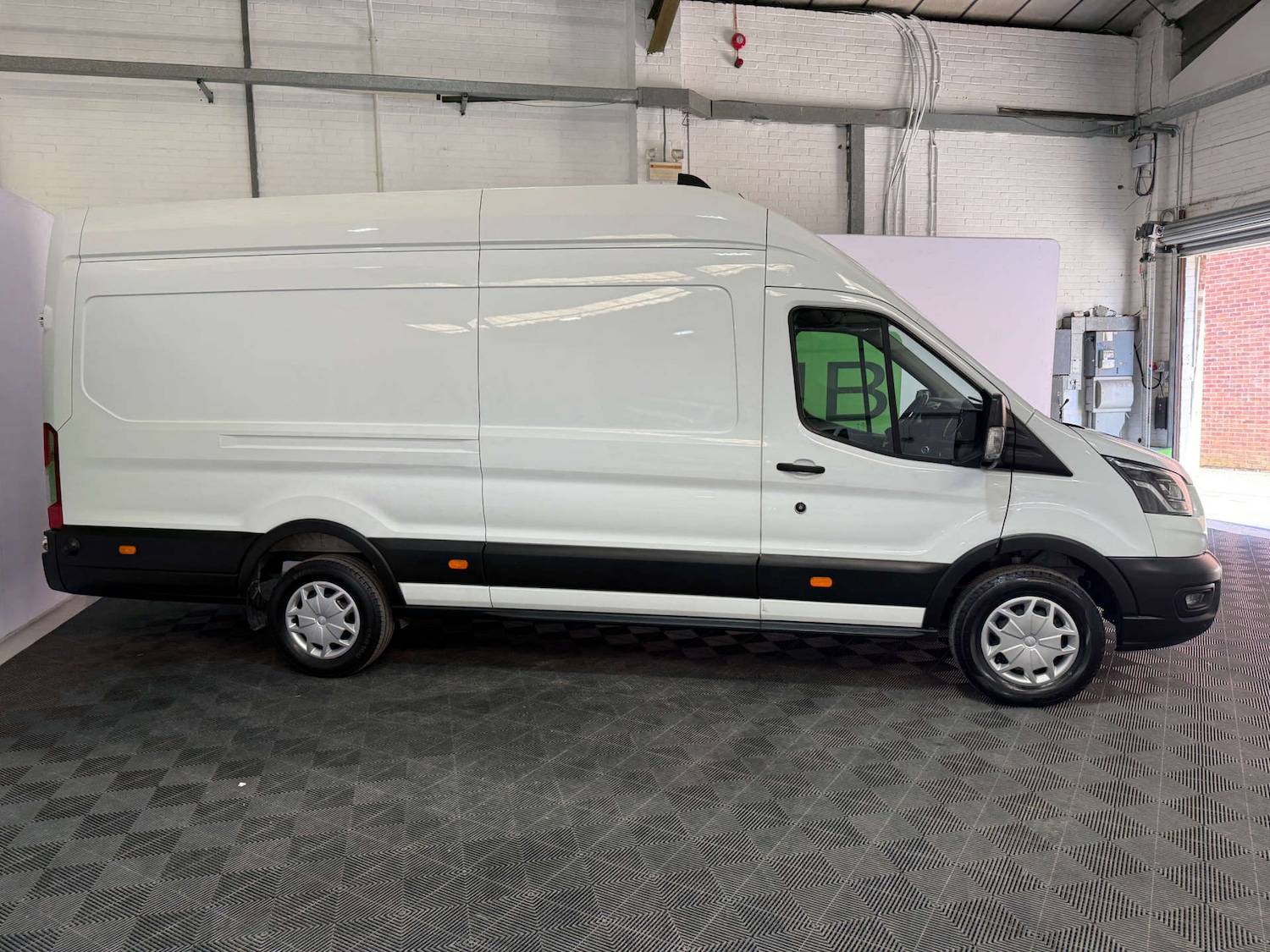 Used Ford Transit 2022 for sale - 77717800: Photo 9