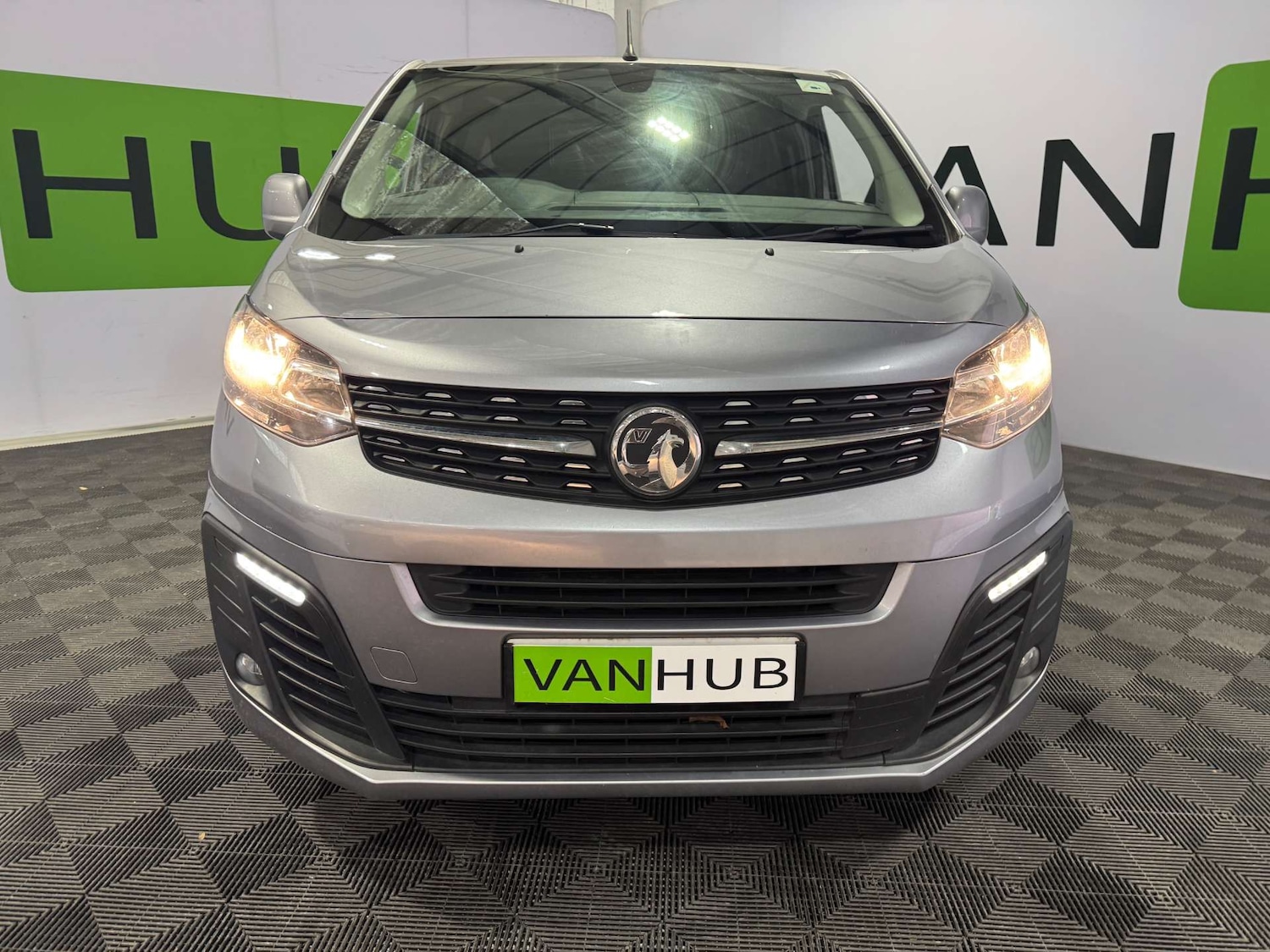 Used Vauxhall Vivaro 2021 for sale - 76544297: Photo 2