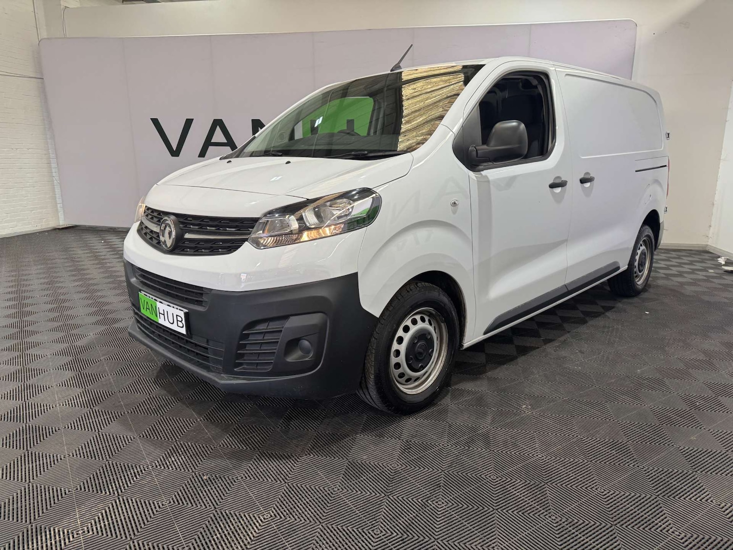 Used Vauxhall Vivaro 2023 for sale - 76601595: Photo 3