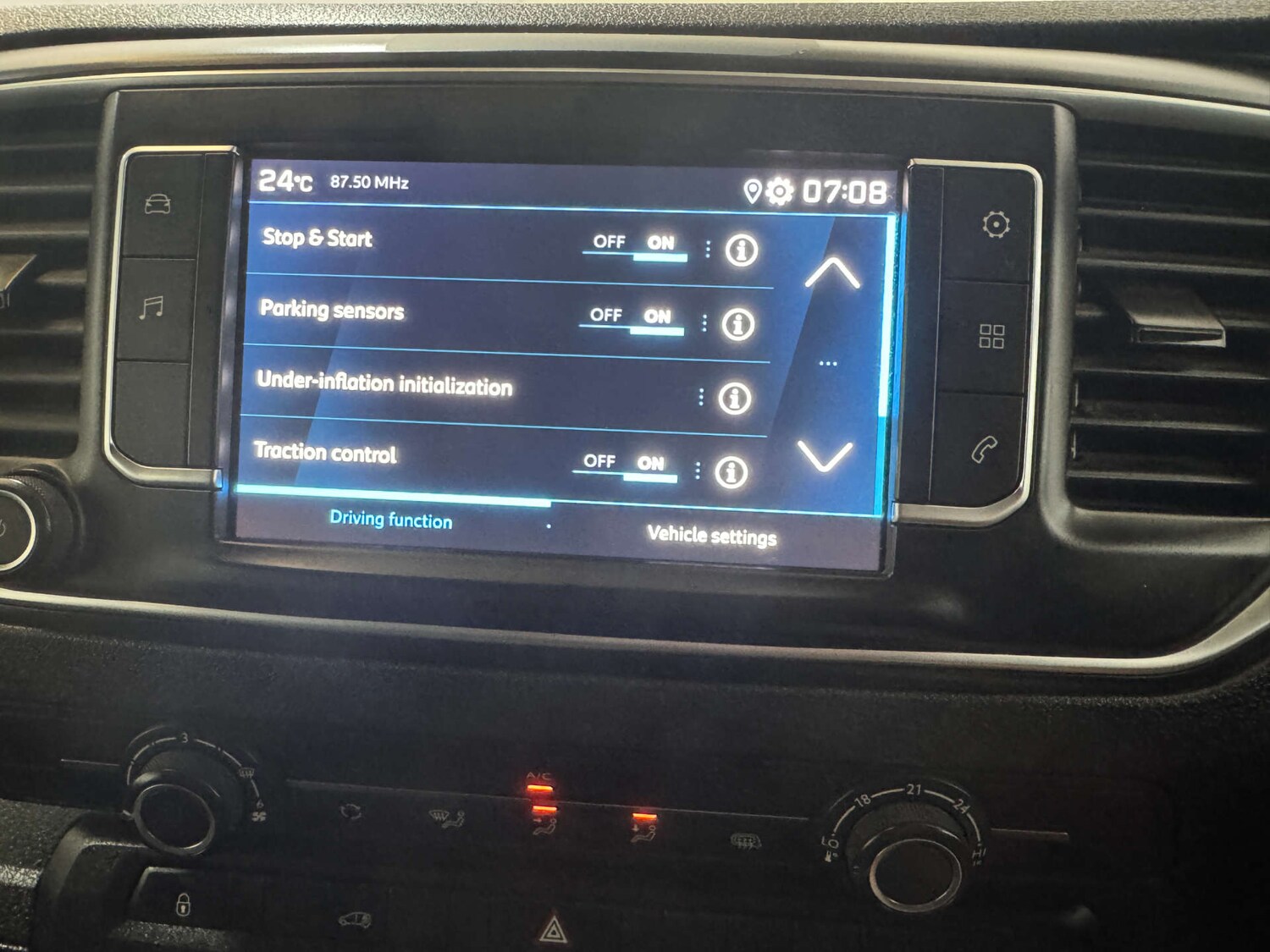 Used Peugeot Expert 2023 for sale - 76601707: Photo 18