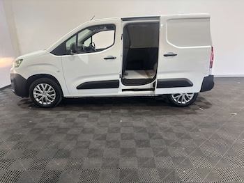 Used Citroen Berlingo 2022 for sale - 76601520: Photo