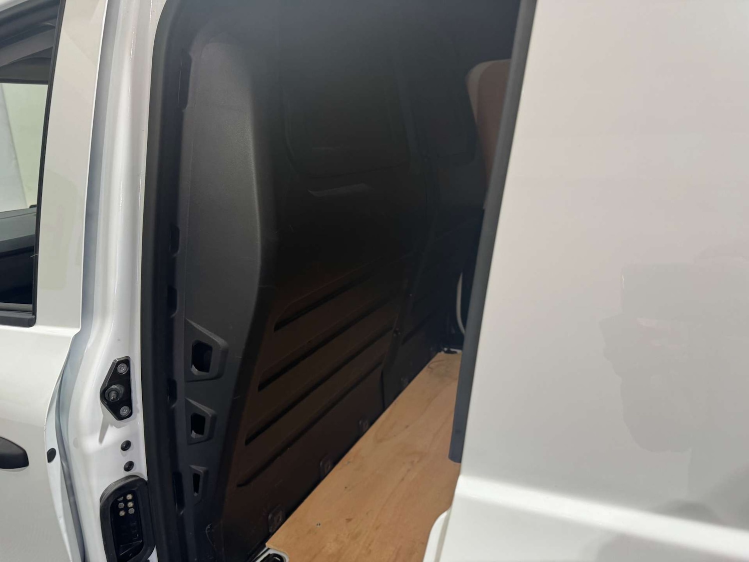 Used Renault Kangoo 2024 for sale - 76601849: Photo 24