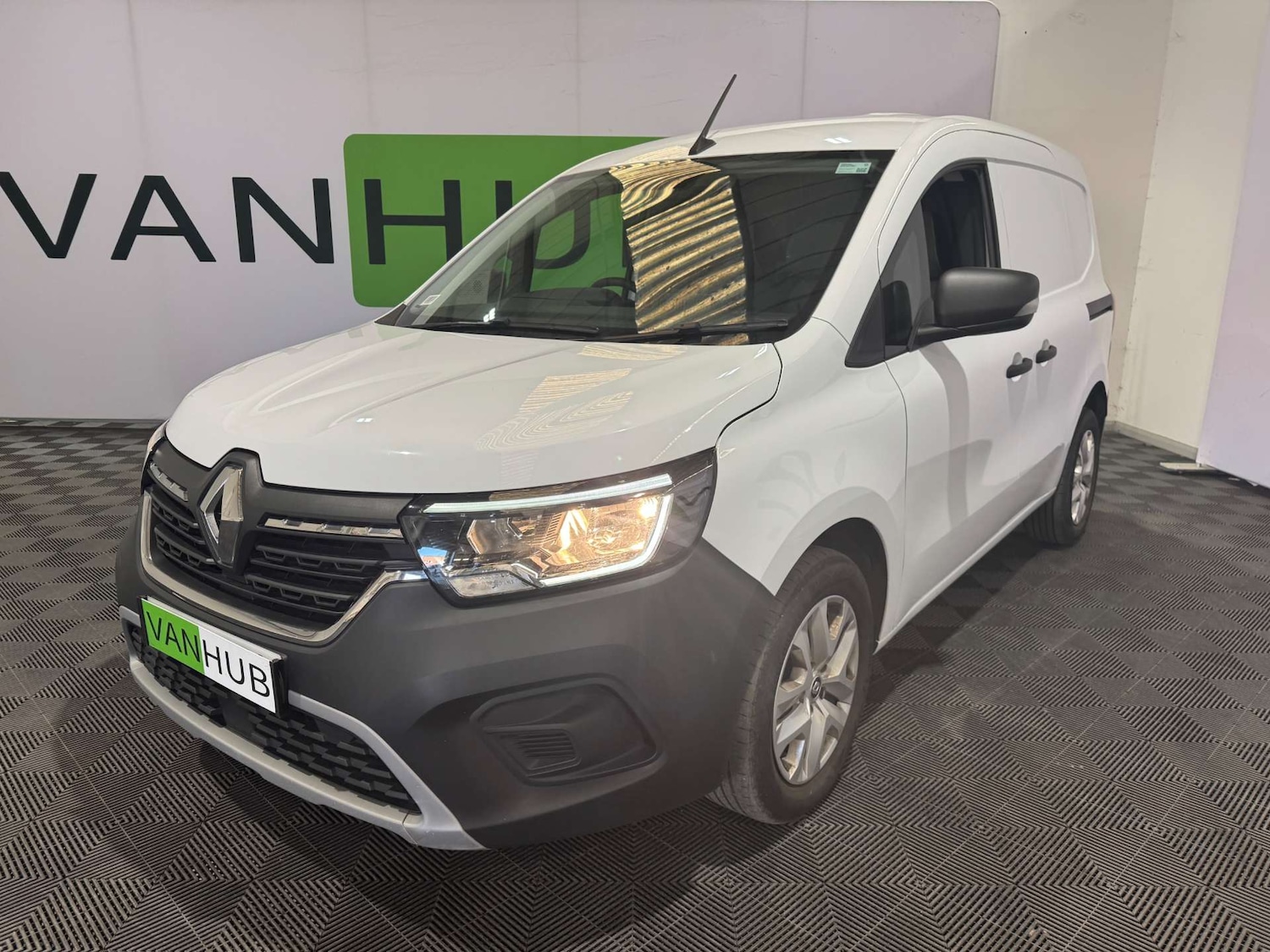 Used Renault Kangoo 2024 for sale - 76601849: Photo 3