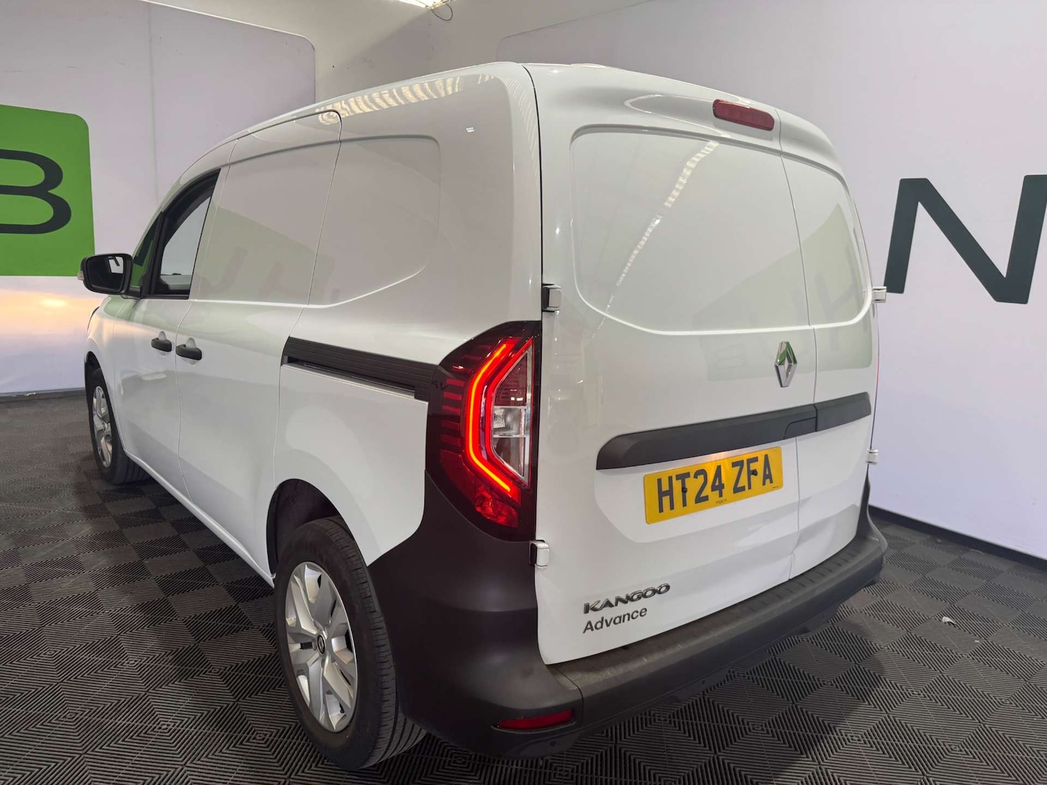 Used Renault Kangoo 2024 for sale - 76601849: Photo 4