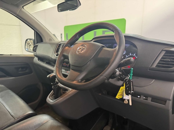 Used Vauxhall Vivaro 2020 for sale - 75713061: Photo 16