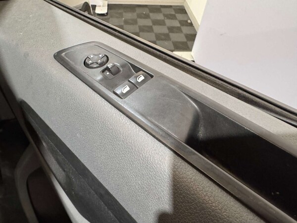 Used Vauxhall Vivaro 2020 for sale - 75713061: Photo 18