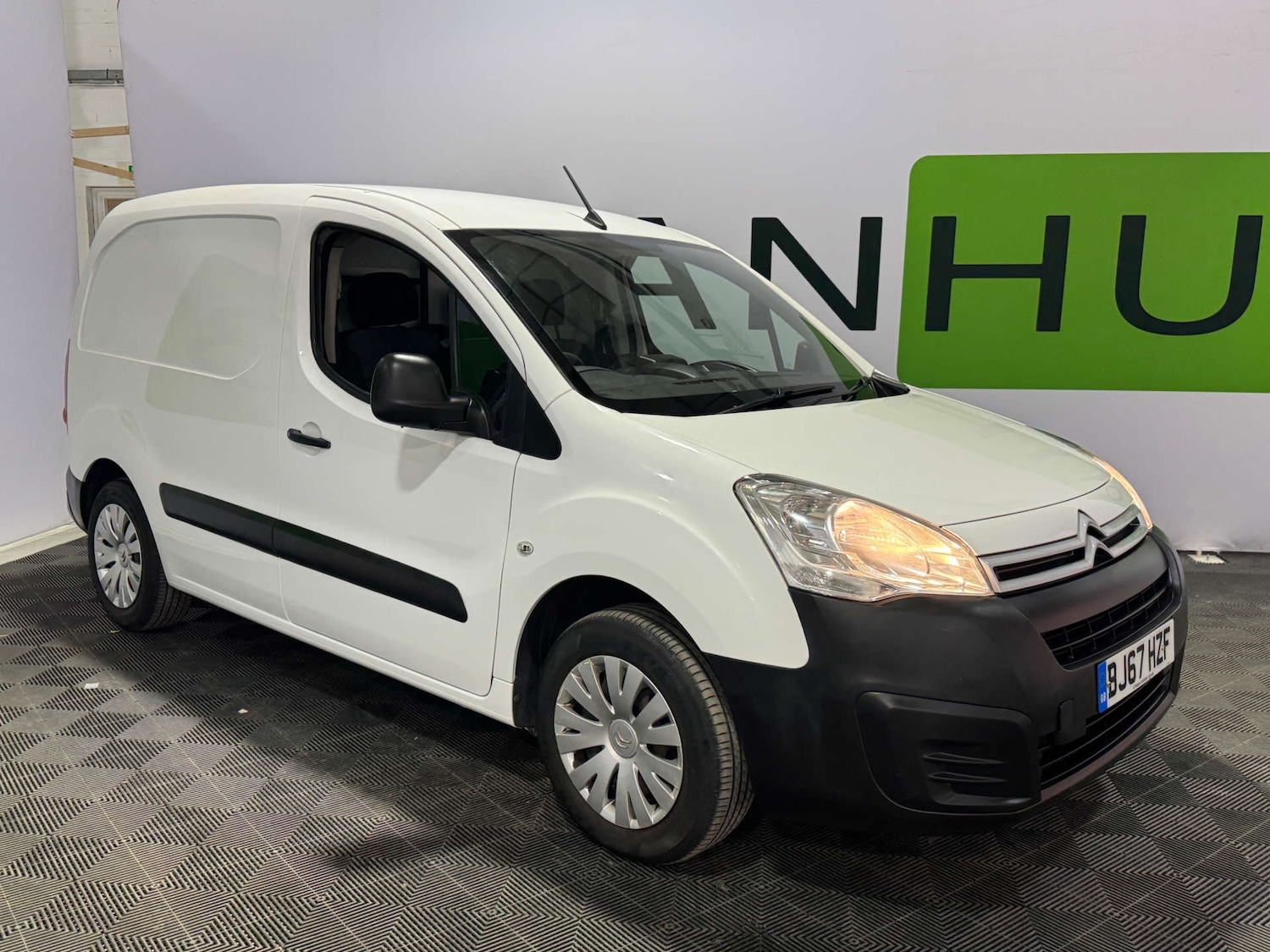 Used Citroen Berlingo 2017 for sale - 77604037: Photo 1