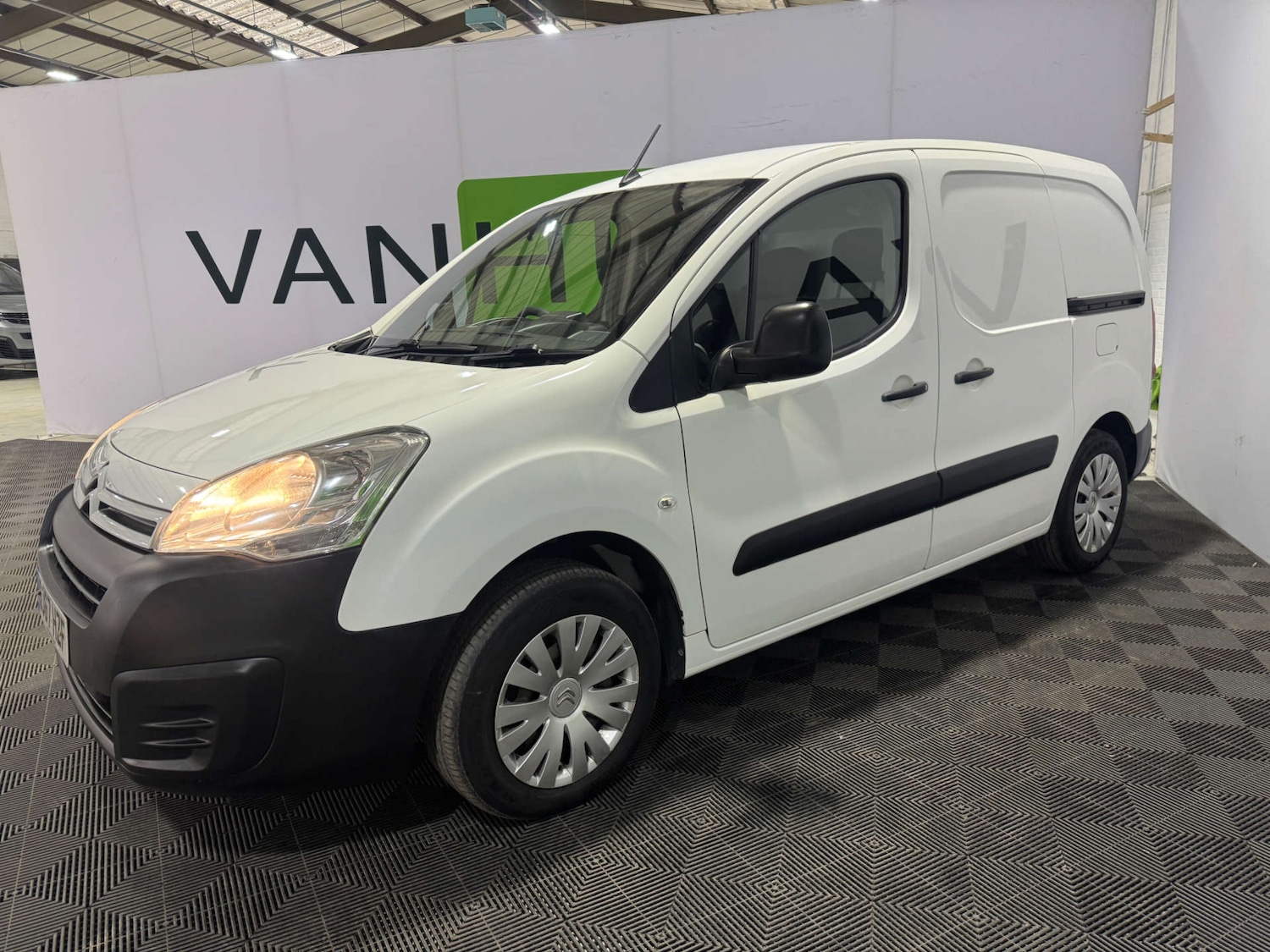 Used Citroen Berlingo 2017 for sale - 77604037: Photo 6