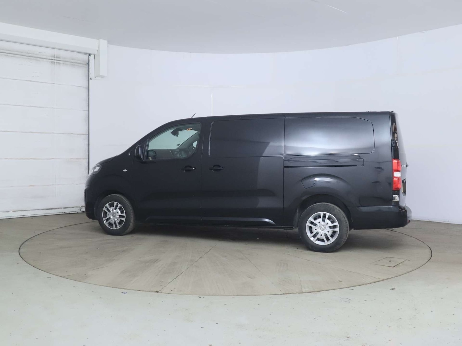 Used Vauxhall Vivaro 2020 for sale - 77989979: Photo 5
