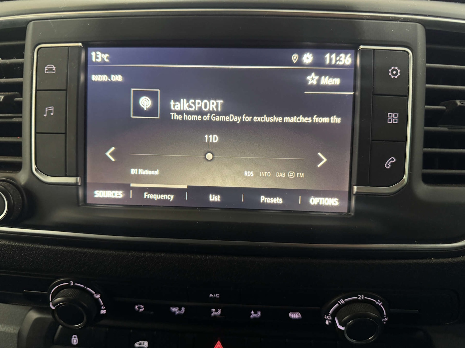 Used Vauxhall Vivaro 2022 for sale - 76601611: Photo 25