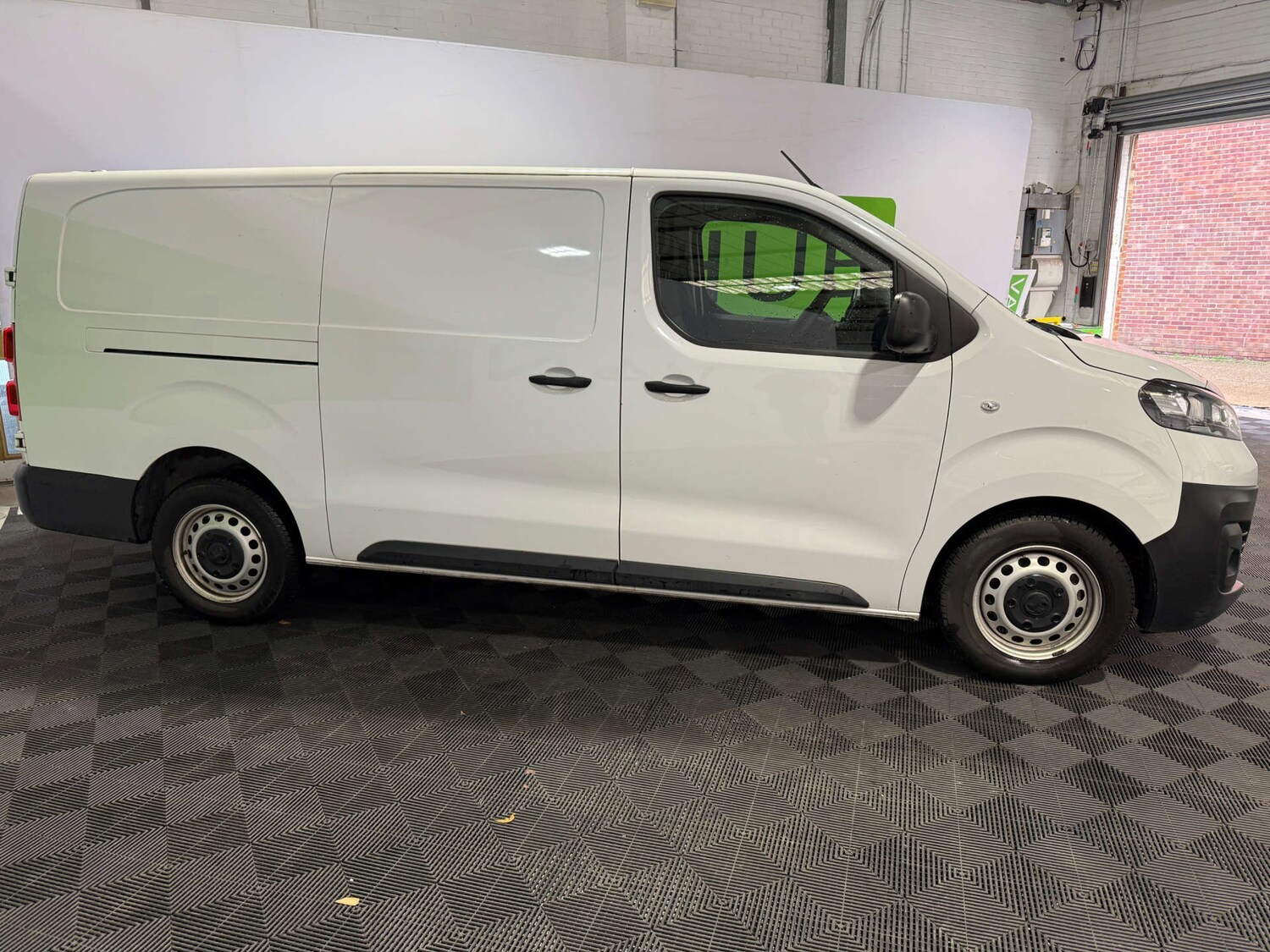 Used Vauxhall Vivaro 2023 for sale - 76491000: Photo 13
