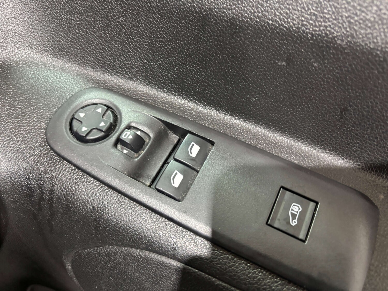 Used Peugeot Partner 2022 for sale - 76601489: Photo 10