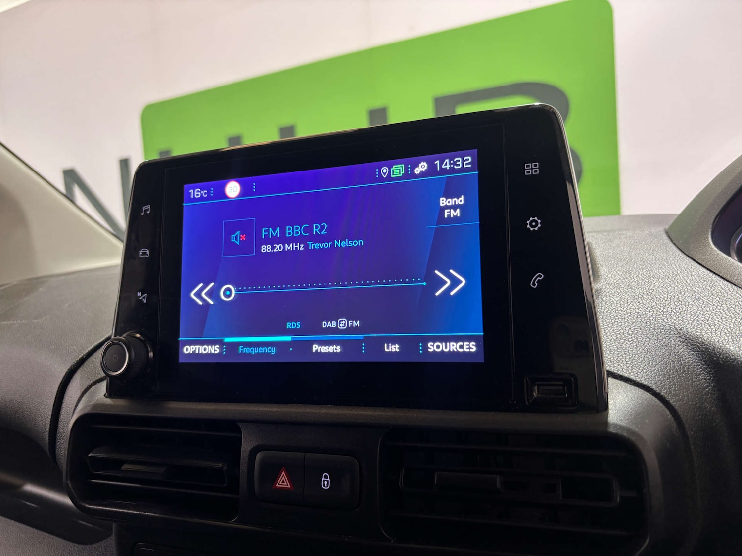 Used Peugeot Partner 2022 for sale - 76601489: Photo 19