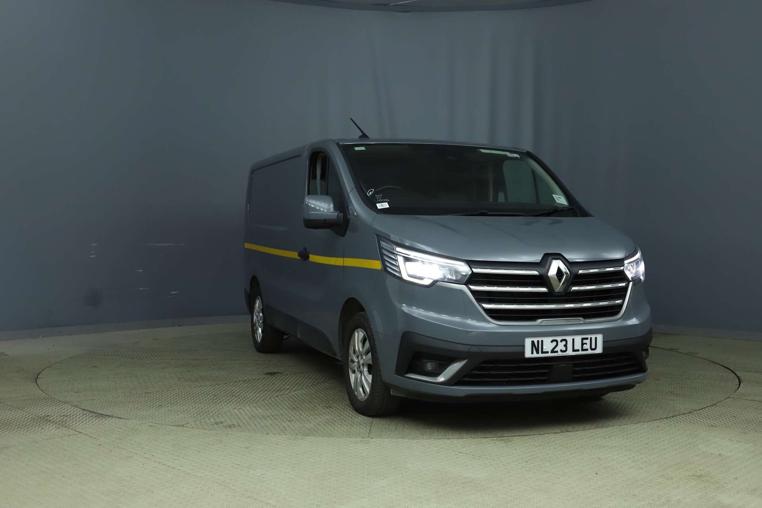 Used Renault Trafic 2023 for sale - 76354261: Photo 1