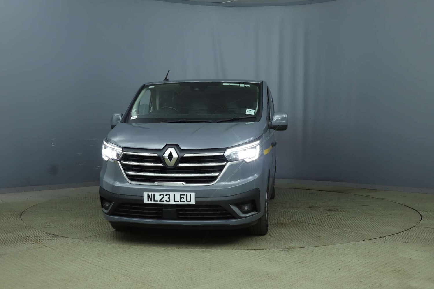 Used Renault Trafic 2023 for sale - 76354261: Photo 2