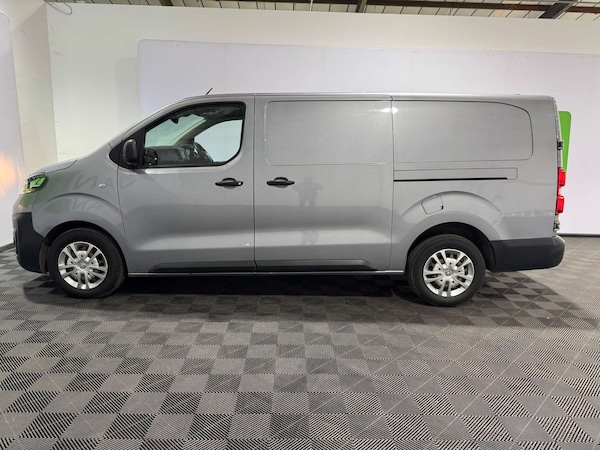Used Vauxhall Vivaro 2020 for sale - 76006113: Photo 2