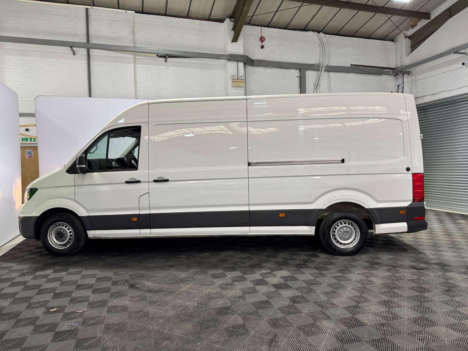 Used Volkswagen Crafter 2023 for sale - 76946125: Photo 3