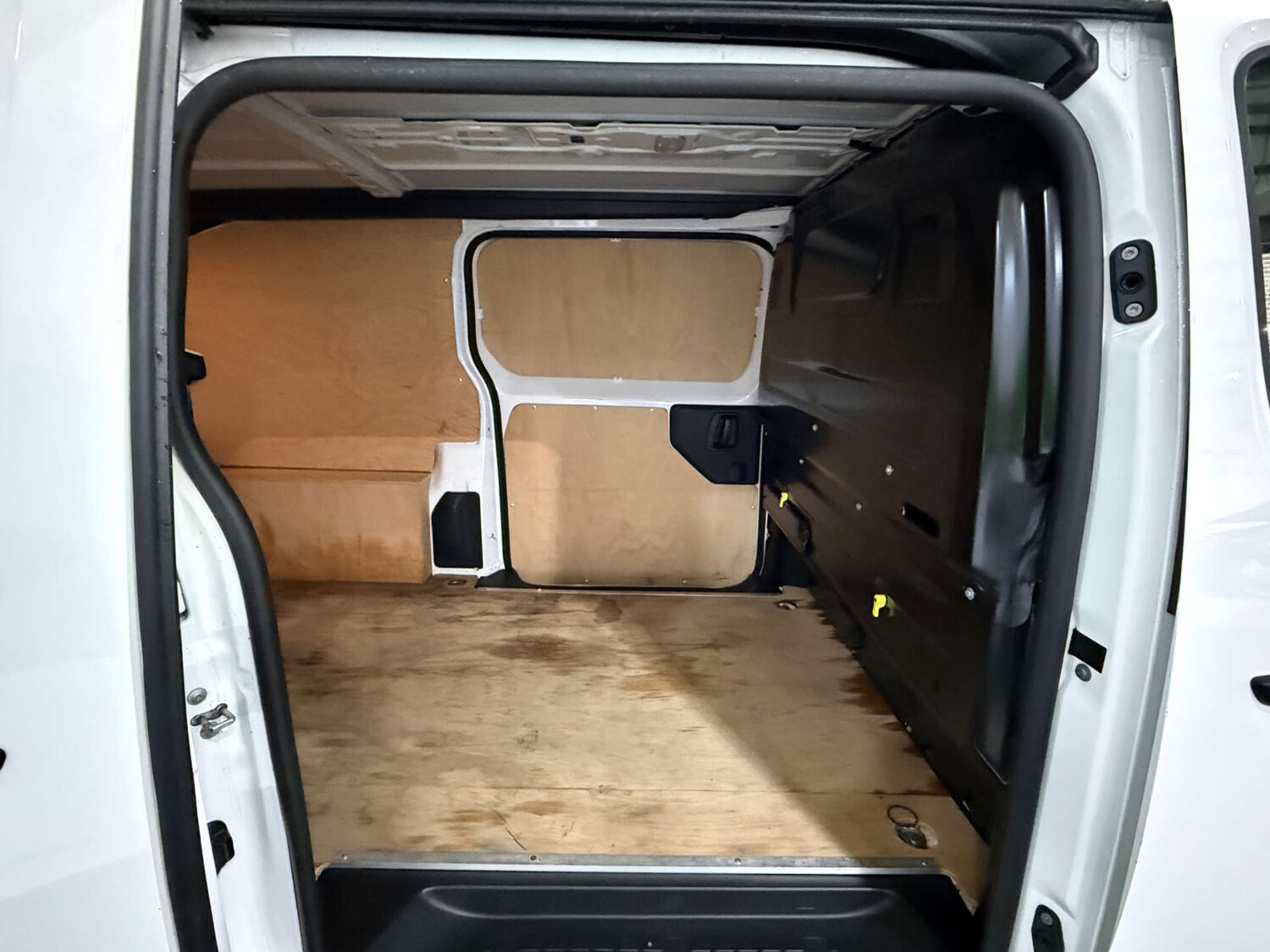 Used Peugeot Expert 2022 for sale - 75827325: Photo 47