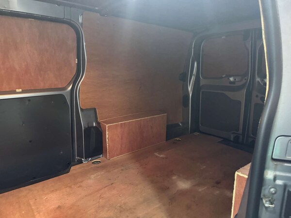 Used Vauxhall Vivaro 2020 for sale - 76006114: Photo 21