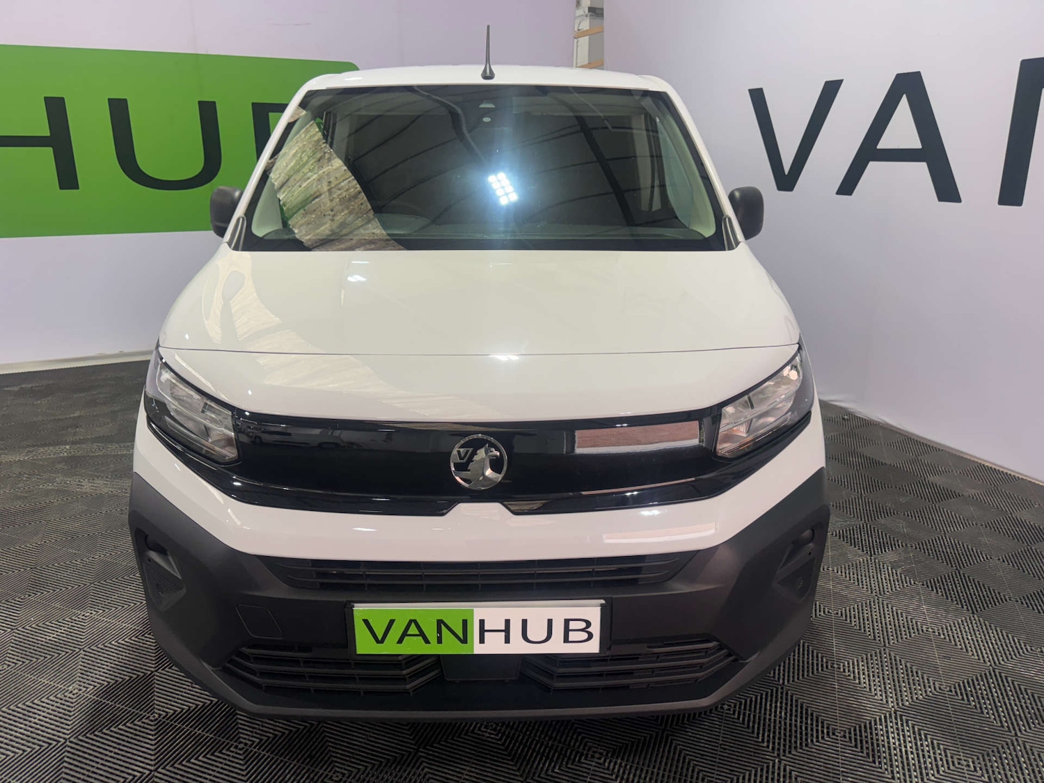 Used Vauxhall Combo 2024 for sale - 76601625: Photo 2