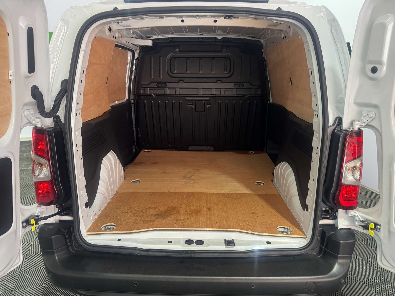 Used Vauxhall Combo 2024 for sale - 76601625: Photo 26