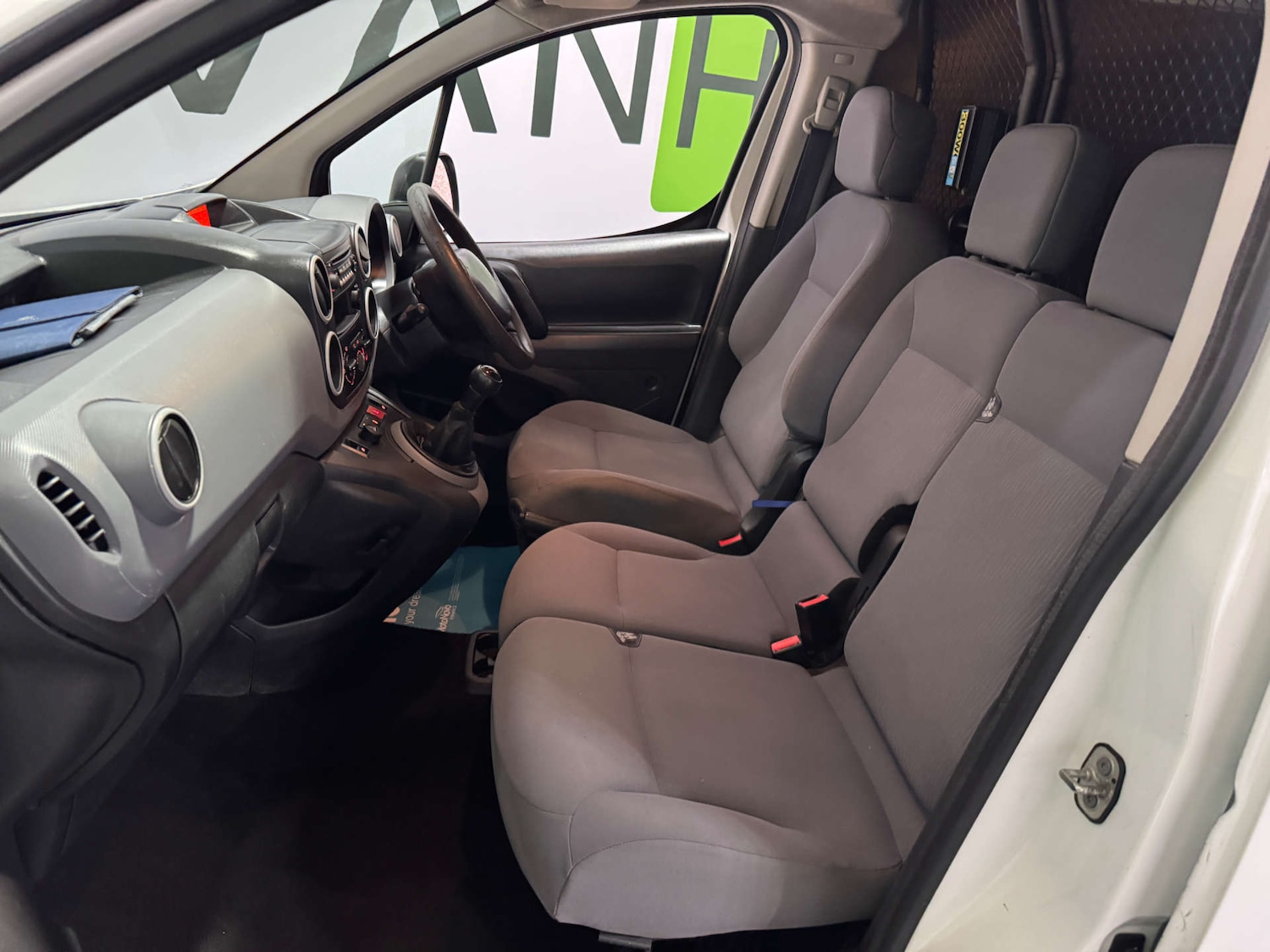 Used Peugeot Partner 2015 for sale - 77590588: Photo 11