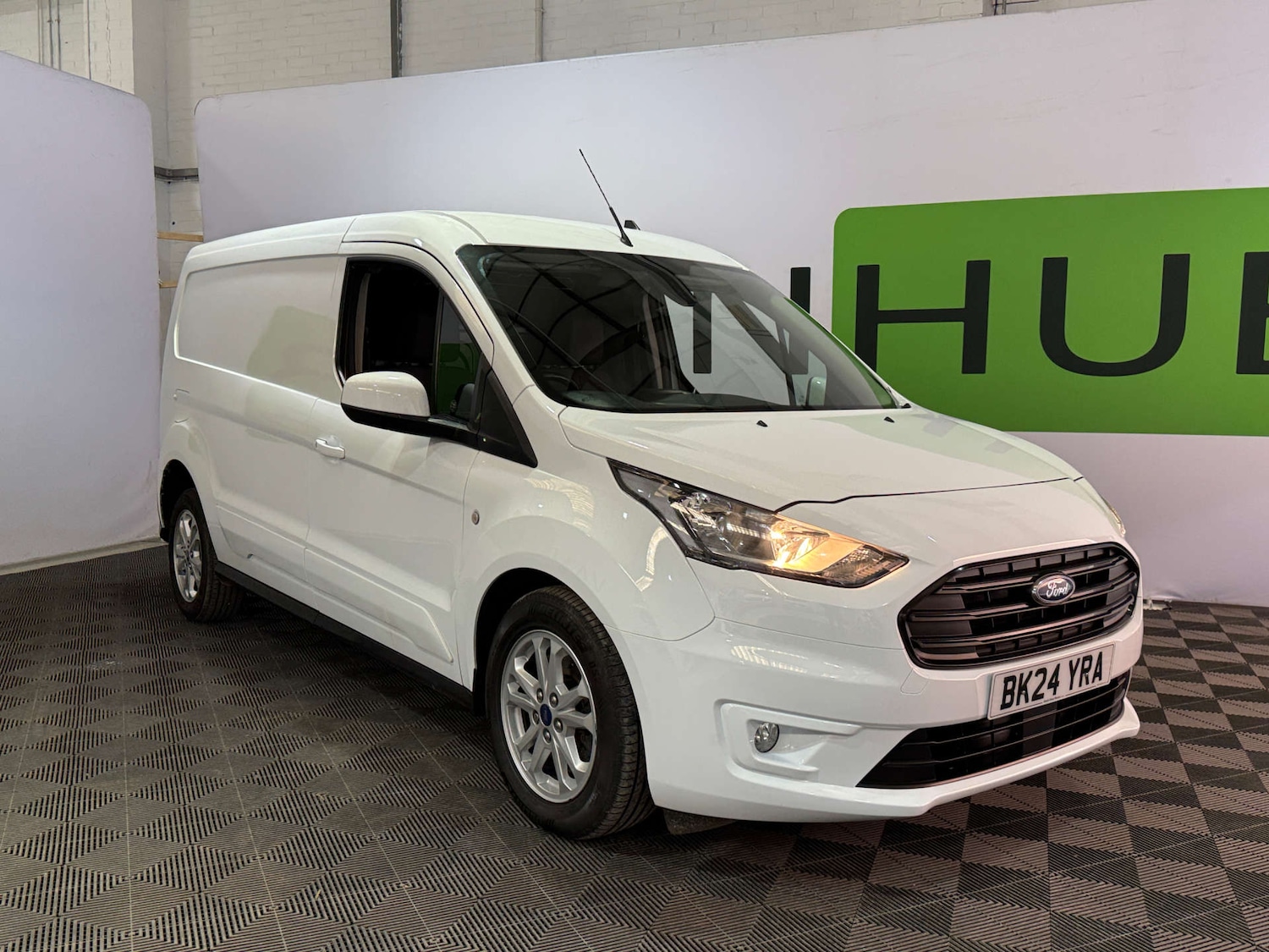 Used Ford Transit Connect 2024 for sale - 78026383: Photo 1