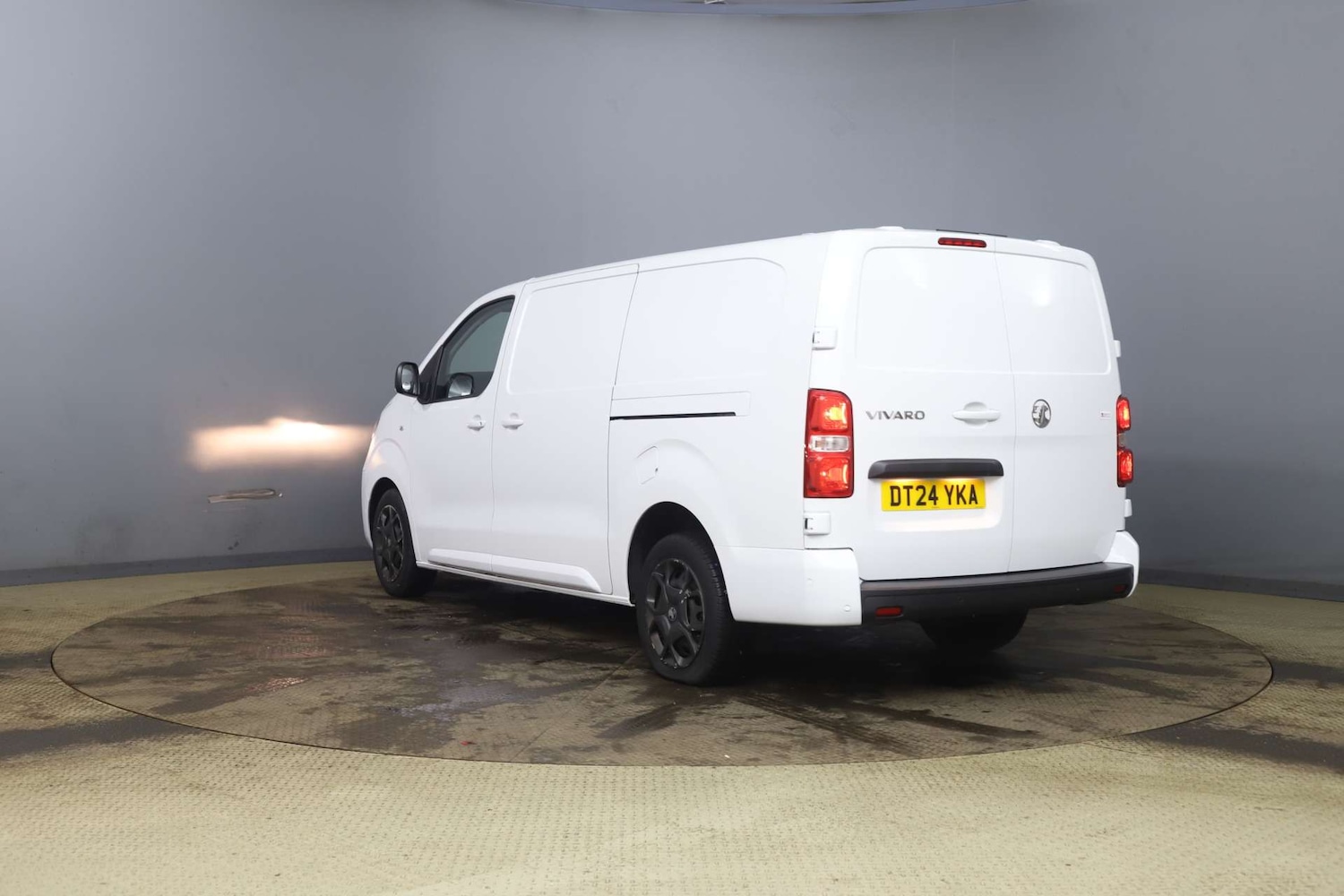 Used Vauxhall Vivaro 2024 for sale - 77127318: Photo 5