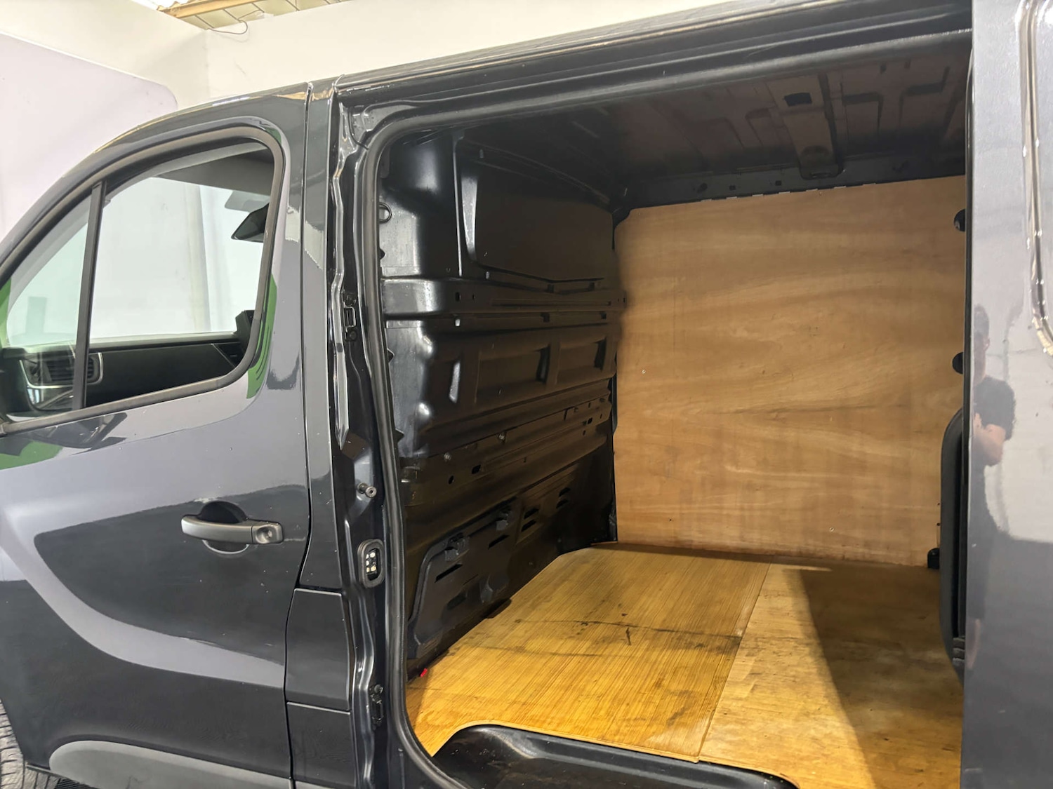 Vehicle 28