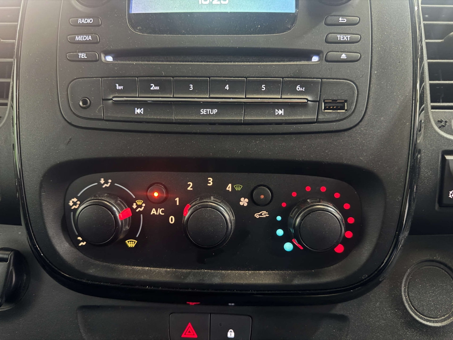 Used Vauxhall Vivaro 2019 for sale - 76601684: Photo 11