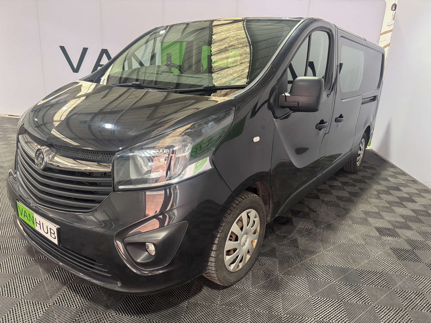 Used Vauxhall Vivaro 2019 for sale - 76601684: Photo 3