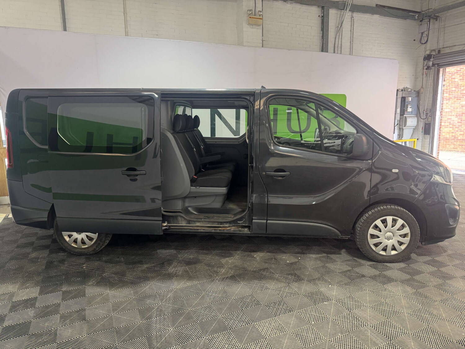 Used Vauxhall Vivaro 2019 for sale - 76601684: Photo 9
