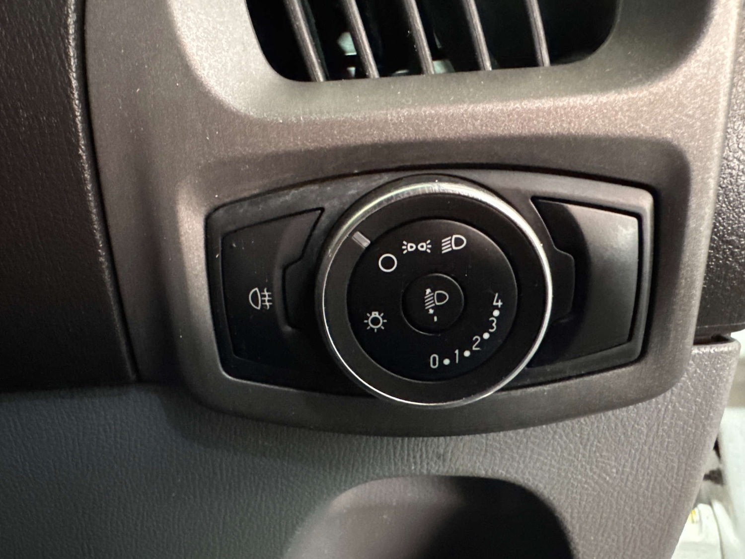 Used Ford Transit Custom 2017 for sale - 78201111: Photo 14