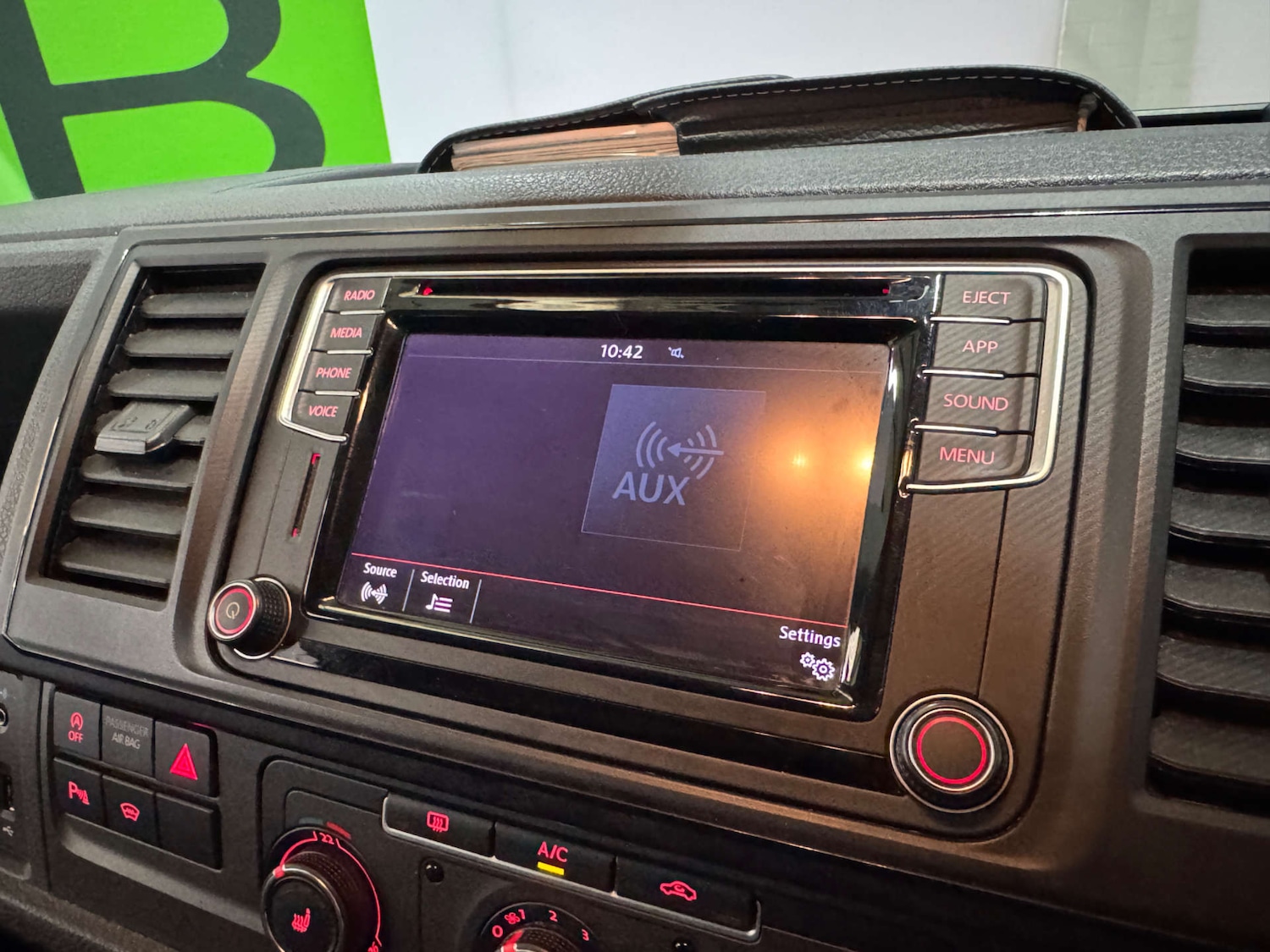 Used Volkswagen Transporter 2018 for sale - 77380691: Photo 23