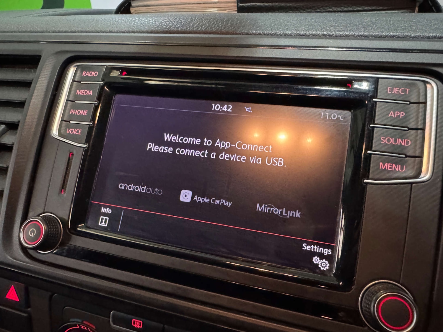 Used Volkswagen Transporter 2018 for sale - 77380691: Photo 24