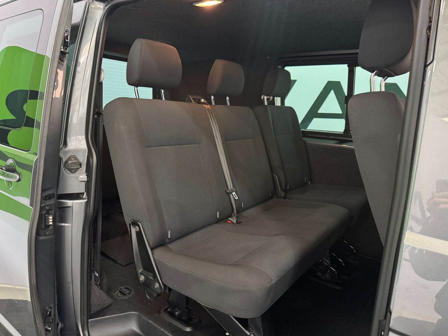 Used Volkswagen Transporter 2018 for sale - 77380691: Photo 27