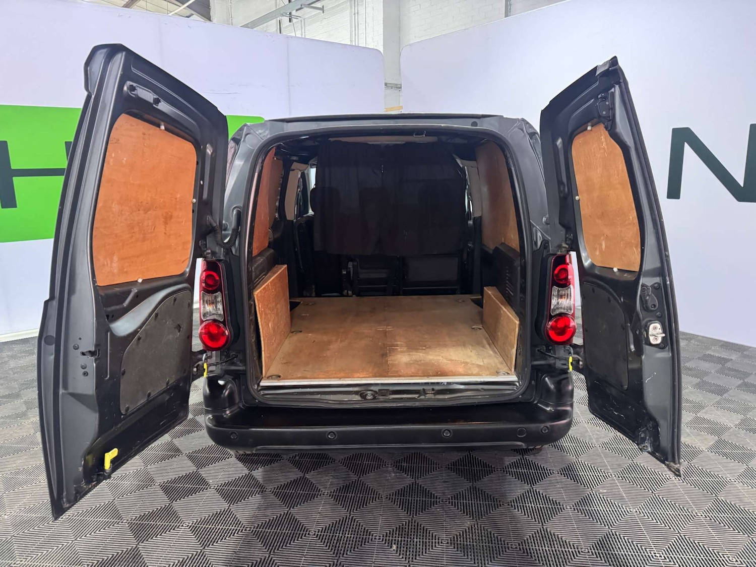 Used Citroen Berlingo 2016 for sale - 77072187: Photo 4