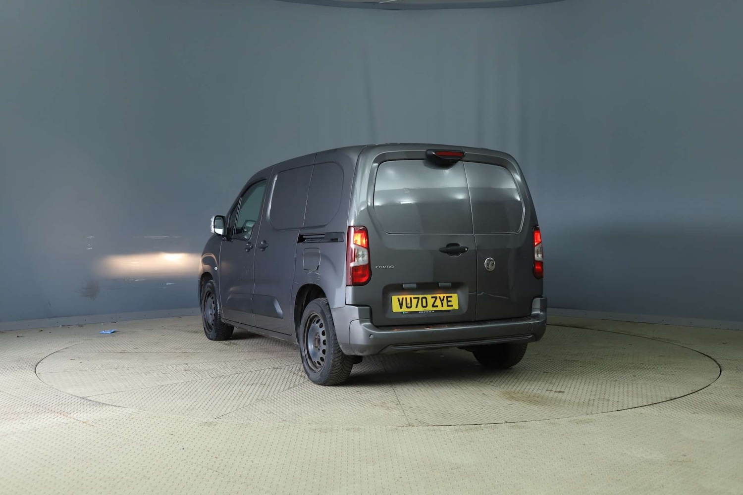 Used Vauxhall Combo 2020 for sale - 78027797: Photo 3