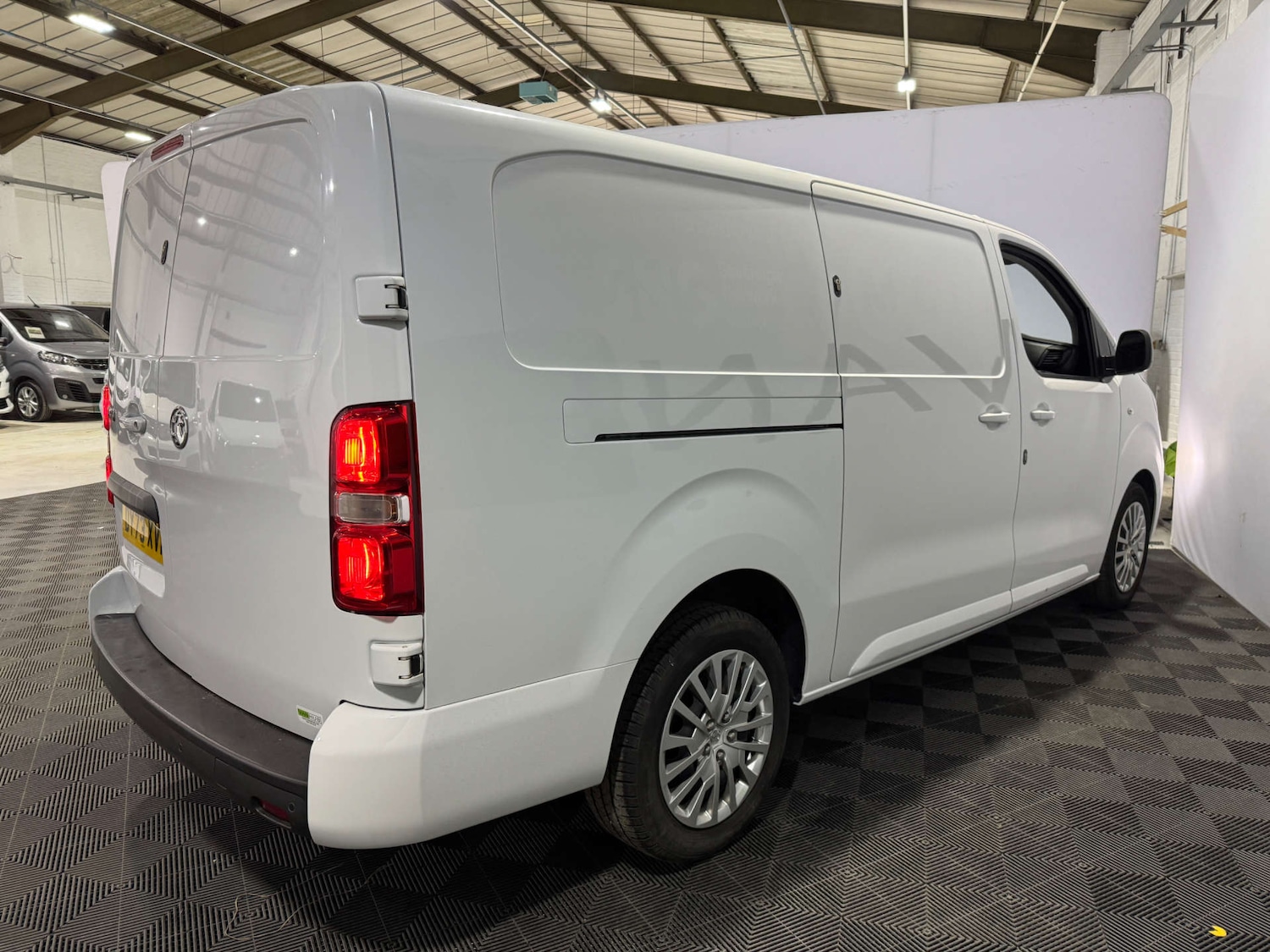 Used Vauxhall Vivaro 2023 for sale - 77336959: Photo 11